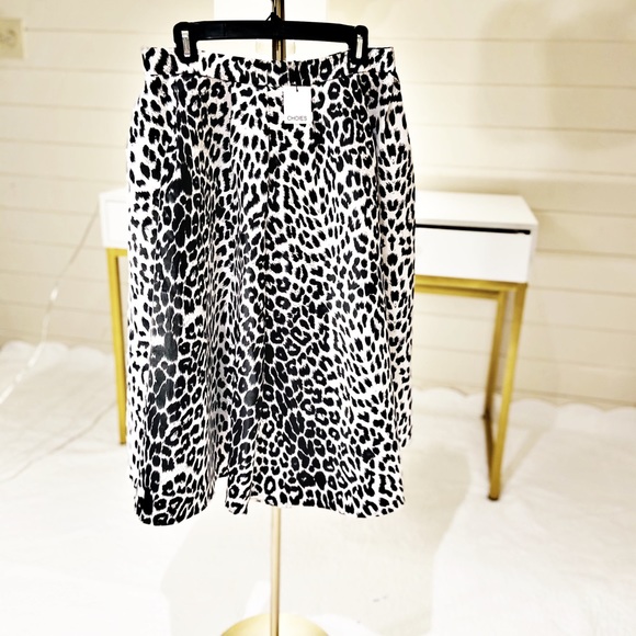 ✨3/15✨ NWT Choies Leopard Print Skirt SFH - Picture 7 of 7